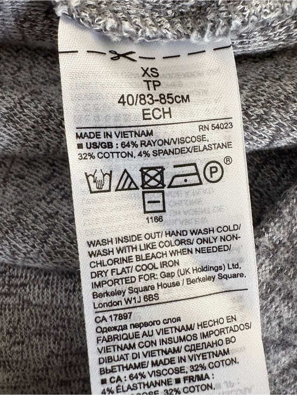 Women’s XS Banana Republic Grey Sweater Medium Soft Work Cozy Preppy Fall - Picture 7 of 7